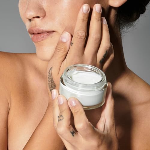 1 oz Glass Jars with Lids & Inner Liners, 4 Pack Small Glass Jars Thick Round Airtight Travel Containers for Cosmetics Cream Lotions Powders | Candle Making Jar - color: 1 oz Clear-Black Lid