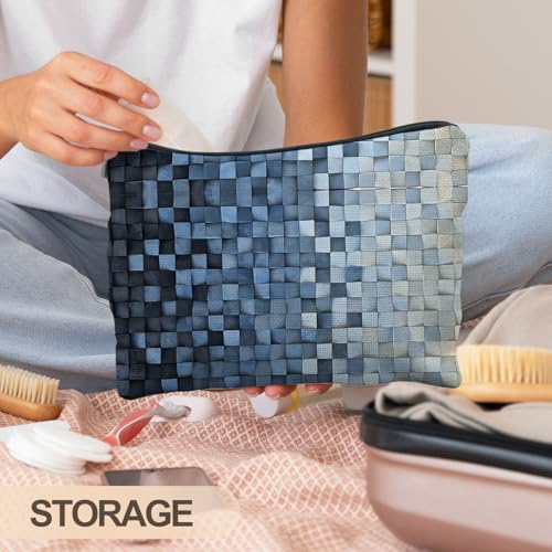 Modern Blue Checkered Makeup Bag, Blue and White Mosaic Checkered Cosmetic Bags for Women, Trendy Preppy Zipper Makeup Pouch - color: Blue Square