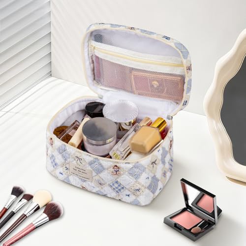 Gosect Large Makeup Bag, Cute Cosmetic Bag for Women Girls, Floral Coquette Aesthetic Toiletry Bag, Travel Make Up Organizer Bag (Check Bear) - color: 019Bear