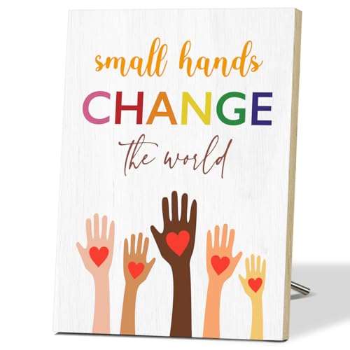 Small Hands Change the World Inspirational Signs for Mental Health Gifts - Wooden Desktop Decor for Inspirational Desk Decor - Rustic Wall Art for Office - Motivational Gifts for Women - F467 - color: Small Hands