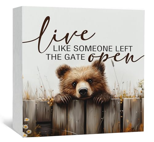 Rustic Bear Sign - Live Like Someone Left The Gate Open Wooden Box Signs, Bear Decorations For Home, Farmhouse Wood Decoration Home Decor For Desk Table Shelf 5x5 Inch - color: bear, size: 5x5 in
