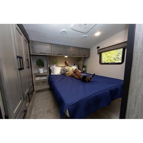 Lippert Components 2022107825 Thomas Payne Microfiber 3-in-1 Tucked in Bedcover Set - Queen