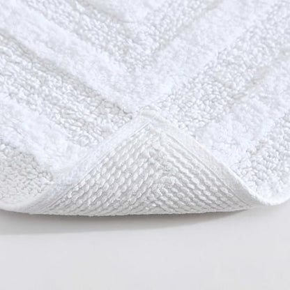 Eddie Bauer - Bathroom Rug, 100% Soft Plush Tufted Cotton Bath Rug, Highly Absorbent, Quick-Dry, and Skid-Resistant Backing (Logan White, 24" x 40") - color: White, style: 24" x 40"