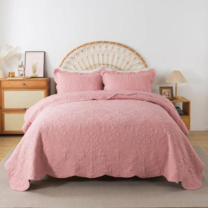 HoneiLife Queen Quilt Bedding Set - 3 Piece Microfiber Quilt Sets Lightweight Bedspreads Reversible Coverlets Rustic Bed Cover Floral Bedding Set All Season Quilts-Pink - color: Dusty Pink, size: Queen/Full-90"x96"