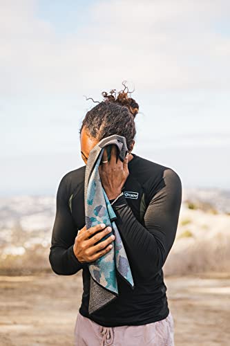 Nomadix Mini Towel - Perfect for The Gym, Biking, Hiking, Golf, & More - Made with Recycled Materials - Super Absorbent - Quick Dry - Sand Resistant - Camo Green - 40x16 in - color: Camo Green