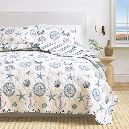 Great Bay Home Coastal Quilt Set - 2-Piece Twin/Twin XL Size Blue Nautical Bedding Set - Lightweight, All-Season, Reversible Bedspread (Nautical Motif) - color: Nautical Motif, size: Twin / Twin XL