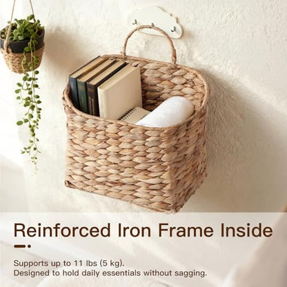 Set of 2 Wicker Hanging Wall Basket Woven Hanging Baskets Natural Water Hyacinth Wall Mounted Storage Baskets with Handle Farmhouse Home Decor for Organizing Front Door Entryway Mail Flowers Plant