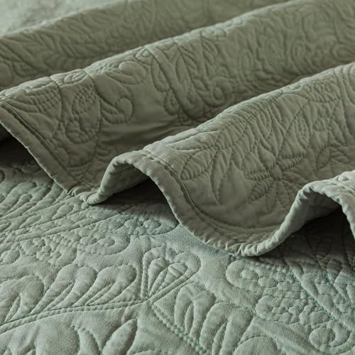 HoneiLife Queen Quilt Bedding Sets - Microfiber Quilt Sets for Queen Bed, 3-Piece Lightweight Bedspreads,Reversible Coverlets Rustic Bedlinen Sets, Embroidered Bedding Sets All Season Quilts - color: Pickle Green, size: Queen/Full-90"x96"