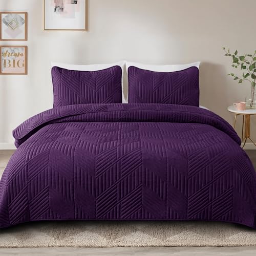 Exclusivo Mezcla Ultrasonic Full Queen Quilt Bedding Set, Lightweight Deep Purple Bedspreads Soft Modern Geometric Coverlet Set for All Seasons (1 Quilt and 2 Pillow Shams) - color: Deep Purple, size: Full/ Queen (90"x96")