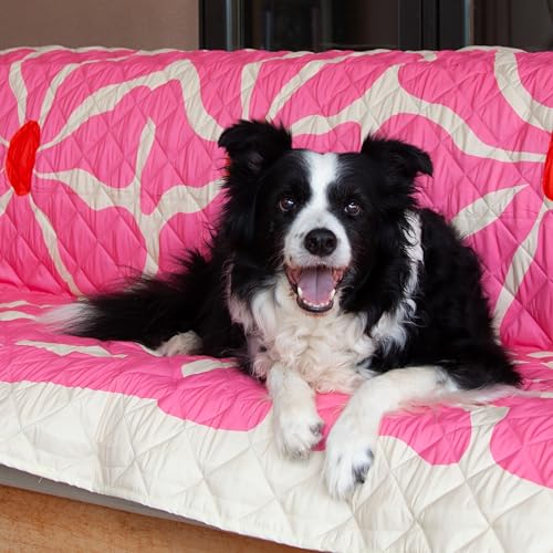The Daisy Everywhere Blanket - Waterproof and Oeko TEX® Standard 100 - color: Green / Pink