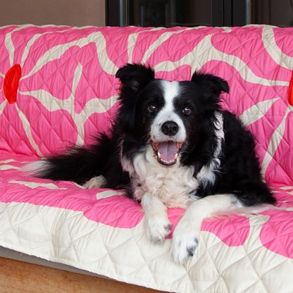 The Daisy Everywhere Blanket - Waterproof and Oeko TEX® Standard 100 - color: Green / Pink