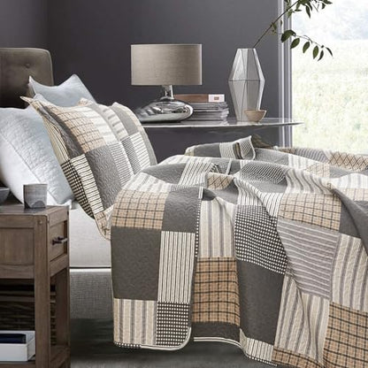 Plaid Quilt Set - Queen Size Bedspread & Coverlet - Brown White Plaid - Lightweight & Reversible - Soft Microfibers - All Season - color: Brown Plaid Patchwork, size: Full/Queen