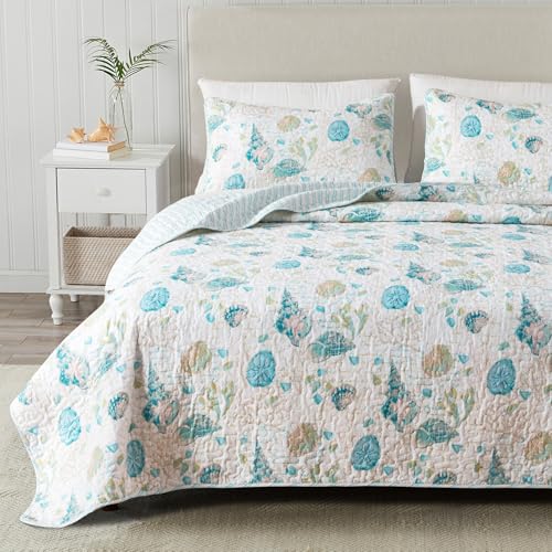 Great Bay Home Coastal Quilt Set - 2-Piece Twin/Twin XL Size Nautical Bedding Set - Lightweight, All-Season, Reversible Bedspread (Seashell) - color: Shells, size: Twin / Twin XL