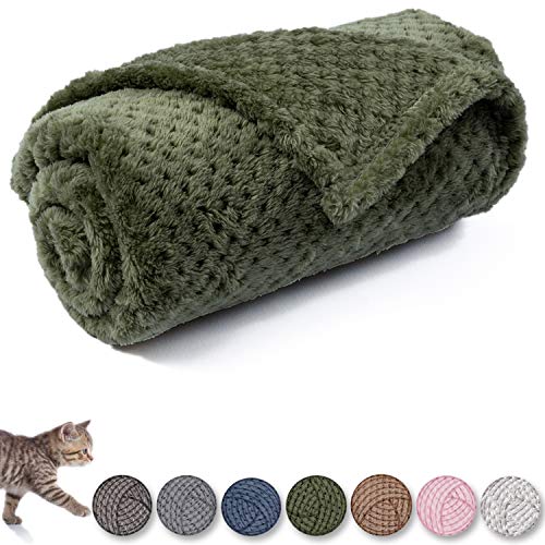 Warm Soft Fuzzy Dog or Cat Blanket, Plush Fleece Throws for Bed, Couch, Sofa, Travel (M/32" x 40", Dark Green) - color: Dark Green, size: M/32" x 40"