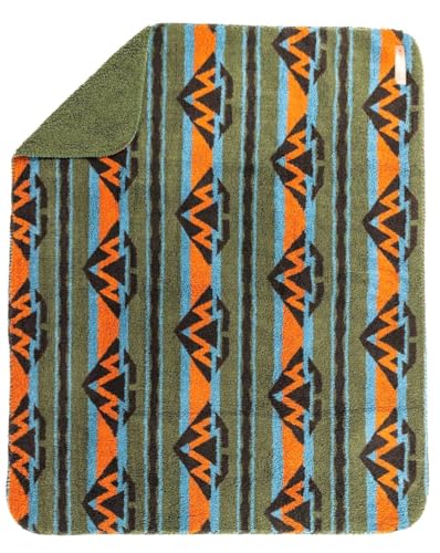 Wilderdog Sherpa Fleece Waterproof Dog Blanket - 60" x 90" - Olive - color: Olive, size: 60” x 90”