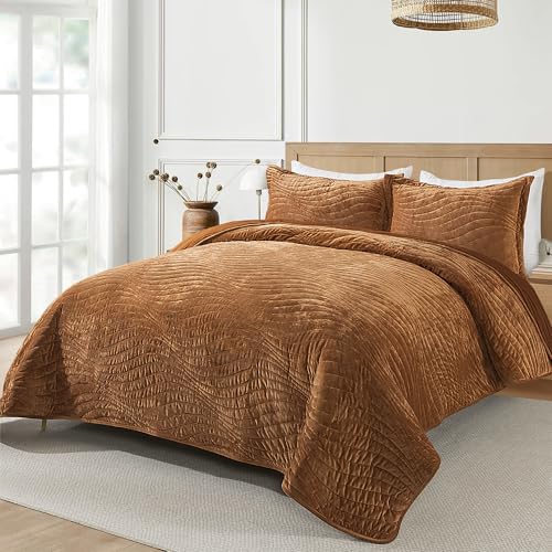 HoneiLife Velvet Quilts Queen Size - Lightweight Bedspreads 3-Pieces, Solid Coverlets Queen Quilt Bedding Sets, Wavy Quilt Sets for All Season Use-Camel - color: Camel-velvet, size: Queen/Full-90"x96"