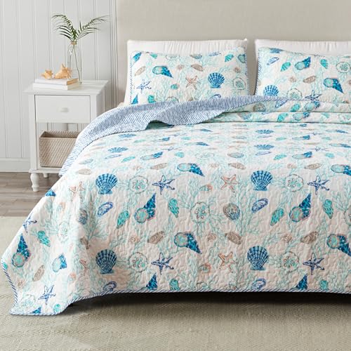 Great Bay Home Coastal Quilt Set - 2-Piece Twin/Twin XL Size Nautical Bedding Set - Lightweight, All-Season, Reversible Coral-Printed Bedspread (Blue Coral) - color: Blue Coral, size: Twin / Twin XL
