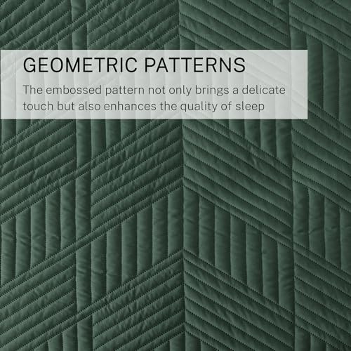 Exclusivo Mezcla Ultrasonic King Quilt Bedding Set, Lightweight Green Bedspreads Soft Modern Geometric Coverlet Set for All Seasons (1 Quilt and 2 Pillow Shams) - color: Dark Green, size: King (96"x104")