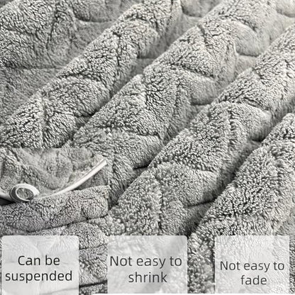 XJEXUEIZLarge Microfiber Bath Towels, Soft, Absorbent, and Quick Dry Towels for Bathroom, Pool, Beach, Swim, and Yoga, Large Bathroom Towels for Daily Use Sized at 55 inches by 27 inches (Grey)