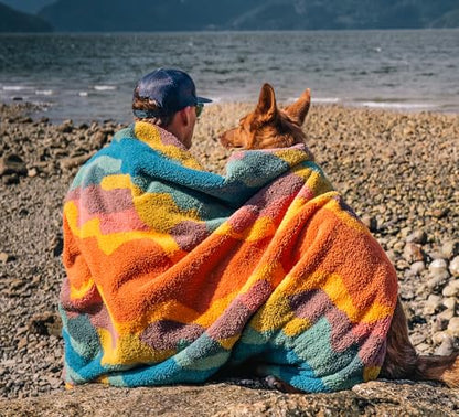 Wilderdog Sherpa Fleece Waterproof Dog Blanket - 60" x 90" - Canyon - color: Canyon Orange, size: 60” x 90”